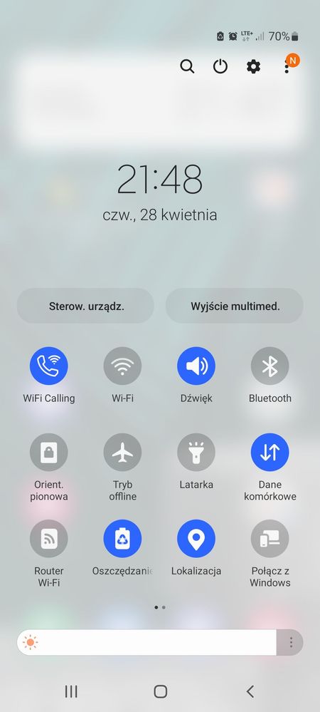 Screenshot_20220428-214808_One UI Home.jpg