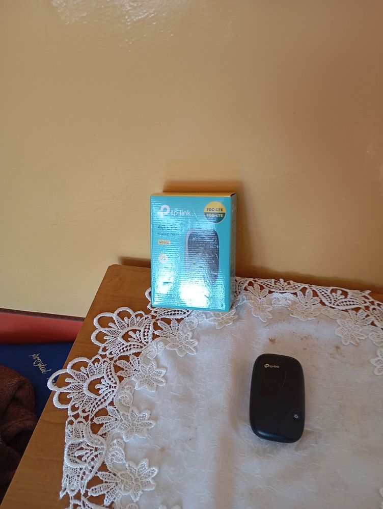 Router TP-Link M7000 4G LTE