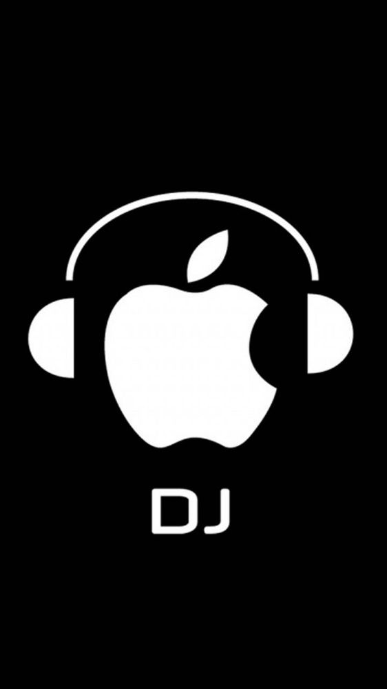 Apple_DJ-aa440ff6-62a4-3b8e-b7dc-e73c08f7e15a.jpg